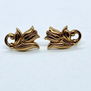 Vintage tulip gold toned tulip earrings